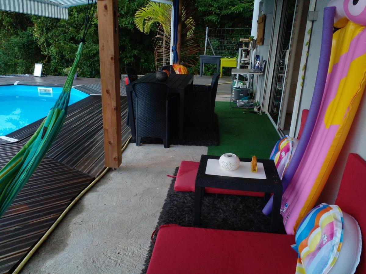 Chambre Chez L'Habitant Avec Piscine Privative Et Vue Panoramique Sur La Mer Des Caraibes Desmarinieres Exteriér fotografie