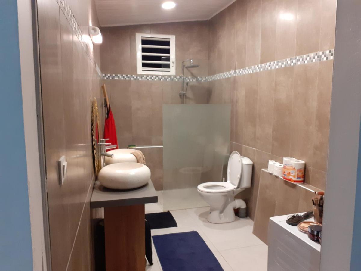 Chambre Chez L'Habitant Avec Piscine Privative Et Vue Panoramique Sur La Mer Des Caraibes Desmarinieres Exteriér fotografie